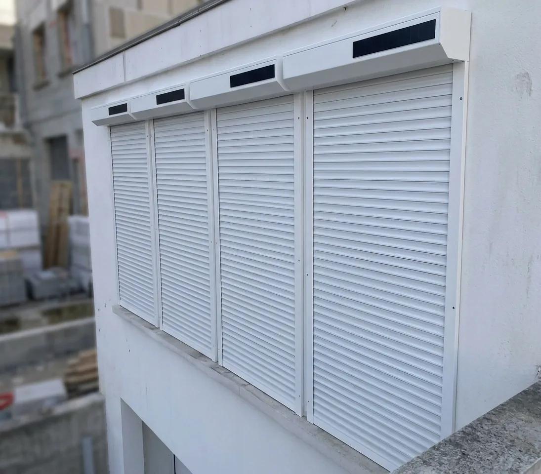 Volet roulant solaire à Marseille 2 Volet roulant solaire à Marseille 2